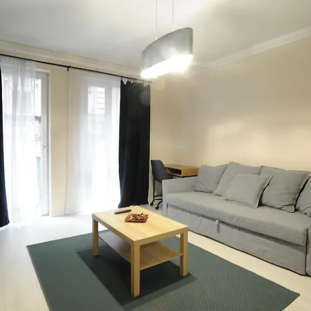 Apartment Lovely In The Heart Of