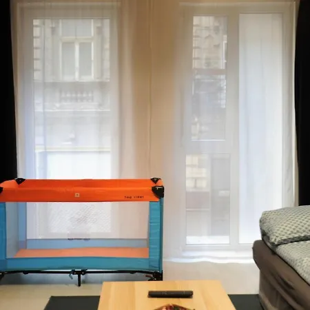 Appartement Lovely In The Heart Of